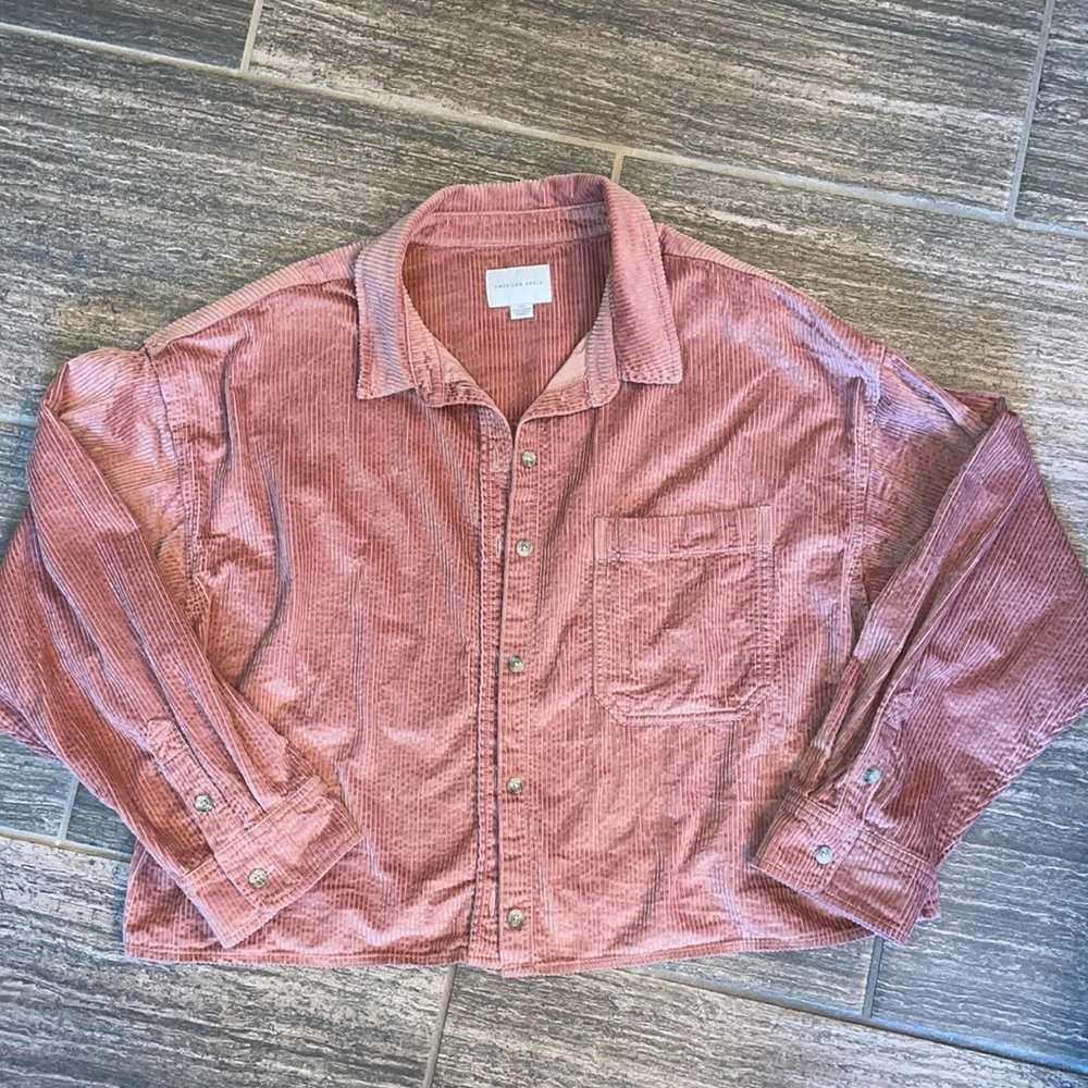 American Eagle cropped corduroy shirt